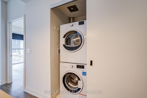 Photo 8 at 811 - 15 Lower Jarvis Street, Waterfront Communities C8, Toronto