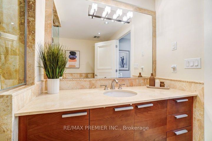 Photo 23 at 208C - 662 Sheppard Avenue E, Bayview Village, Toronto