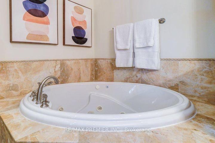 Photo 24 at 208C - 662 Sheppard Avenue E, Bayview Village, Toronto