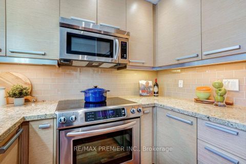 Photo 8 at 208C - 662 Sheppard Avenue E, Bayview Village, Toronto