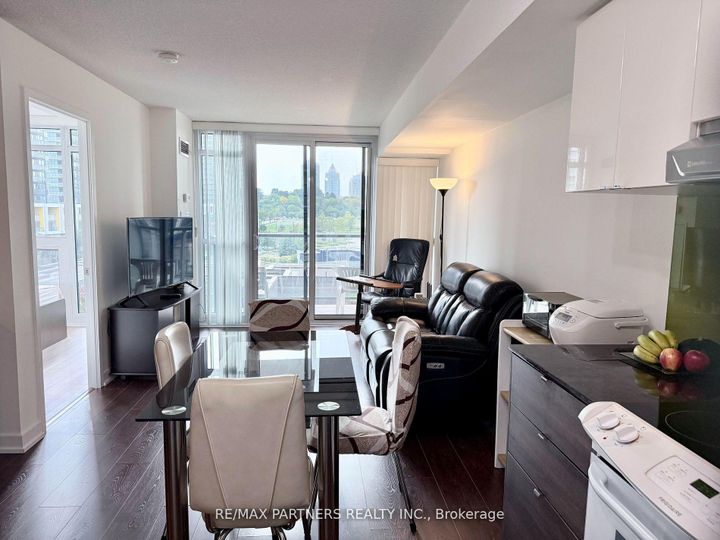 Photo 9 at 716 - 121 Mcmahon Drive, Bayview Village, Toronto