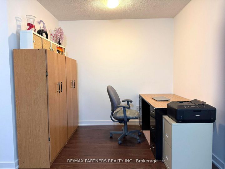 Photo 11 at 716 - 121 Mcmahon Drive, Bayview Village, Toronto