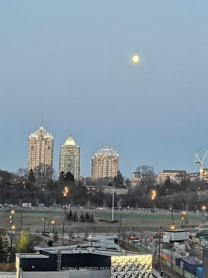 Photo 25 at 716 - 121 Mcmahon Drive, Bayview Village, Toronto