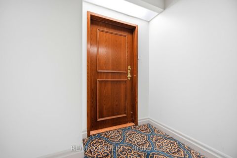 Photo 7 at 313 - 2504 Rutherford Road, Maple, Vaughan