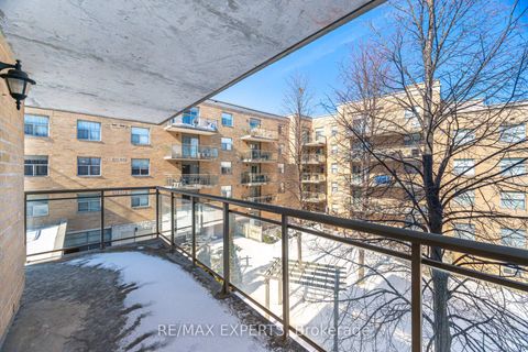 Photo 25 at 313 - 2504 Rutherford Road, Maple, Vaughan