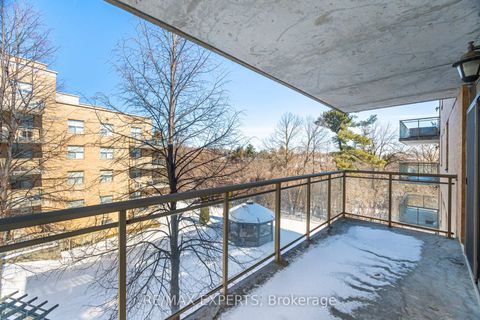 Photo 27 at 313 - 2504 Rutherford Road, Maple, Vaughan