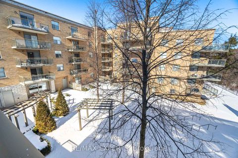 Photo 32 at 313 - 2504 Rutherford Road, Maple, Vaughan