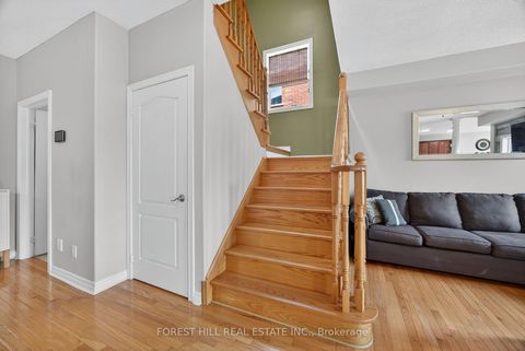 Photo 17 at 31 Connaught Lane, Shore, Barrie