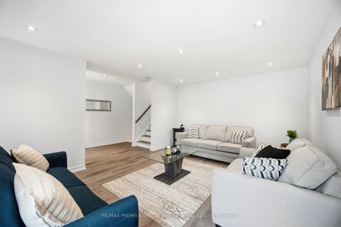 Photo 7 at 111 Milestone Crescent, Aurora Village, Aurora