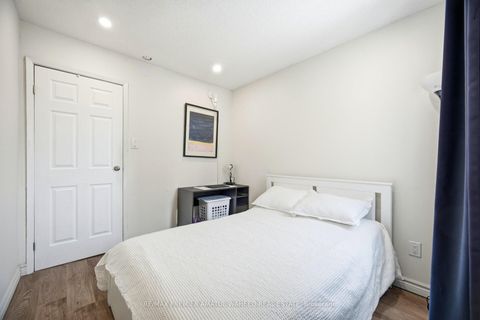 Photo 21 at 111 Milestone Crescent, Aurora Village, Aurora