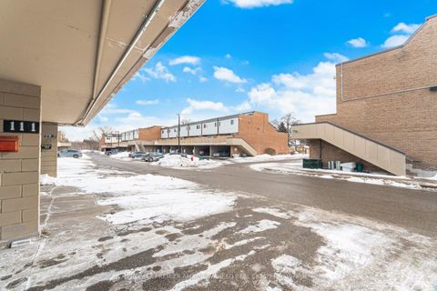 Photo 40 at 111 Milestone Crescent, Aurora Village, Aurora