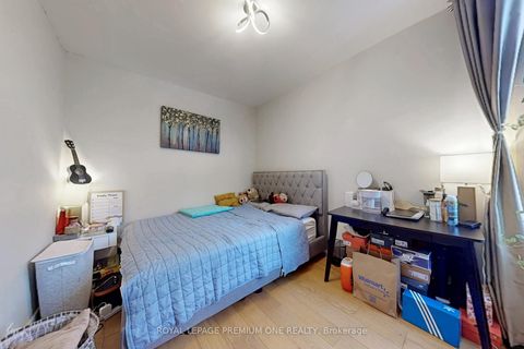 Photo 19 at 223 Manning Avenue, Bellwoods, Toronto