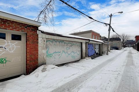 Photo 45 at 223 Manning Avenue, Bellwoods, Toronto