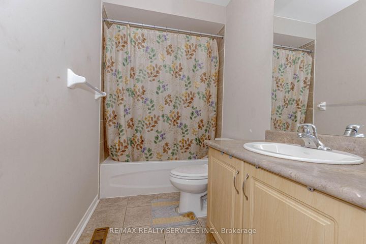 Photo 18 at 47 Curran Hall Crescent, Morningside, Toronto