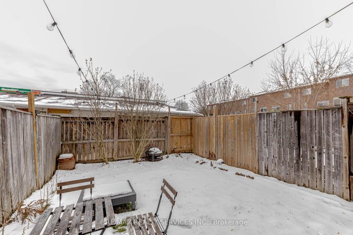 Photo 25 at 47 Curran Hall Crescent, Morningside, Toronto