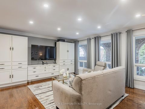 Photo 4 at 130 Spruce Avenue, South Richvale, Richmond Hill