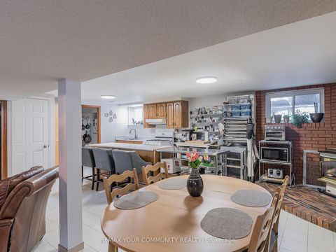 Photo 36 at 130 Spruce Avenue, South Richvale, Richmond Hill