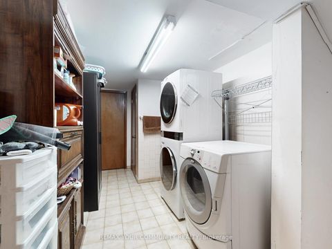 Photo 44 at 130 Spruce Avenue, South Richvale, Richmond Hill