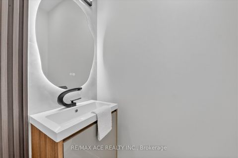 Photo 14 at 53 Sharbot Avenue, Woburn, Toronto