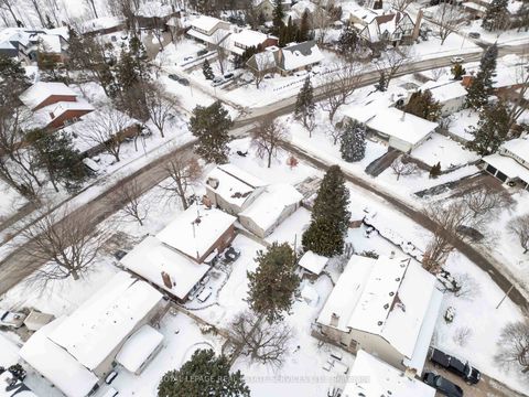 Photo 41 at 2 Cherry Post Crescent, Markland Wood, Toronto