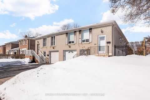 Photo 2 at 168 Old Sheppard Avenue, Pleasant View, Toronto
