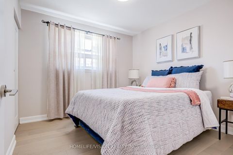 Photo 22 at 168 Old Sheppard Avenue, Pleasant View, Toronto