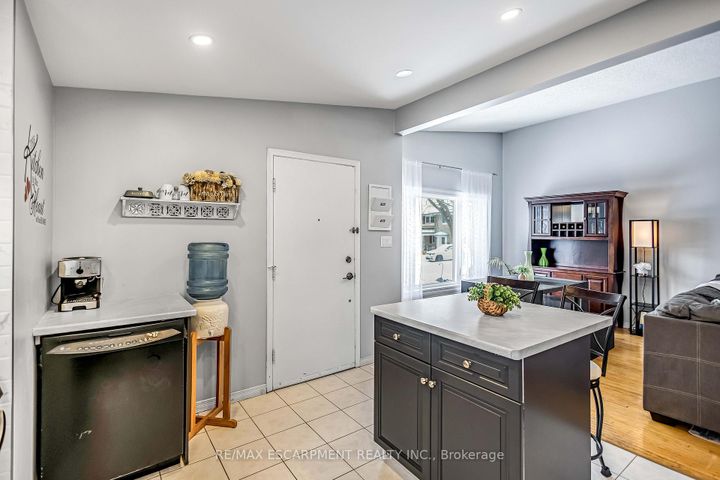 Photo 8 at 5 Carrington Court, Bruleville, Hamilton