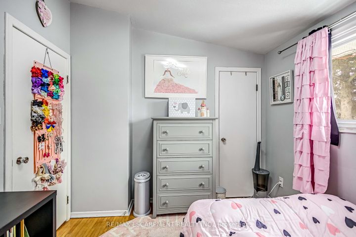 Photo 22 at 5 Carrington Court, Bruleville, Hamilton