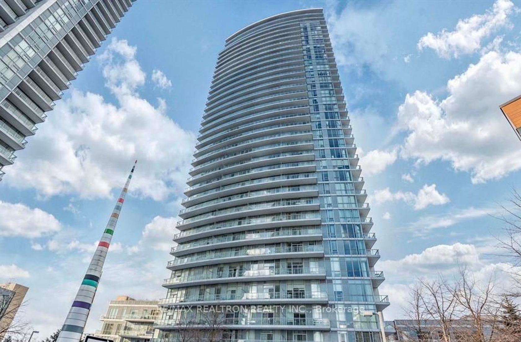 2902 - 70 Forest Manor Road, Henry Farm, Toronto by Loree Meneguzzi Real Estate 2902 - 70 Forest Manor Road, Henry Farm, Toronto