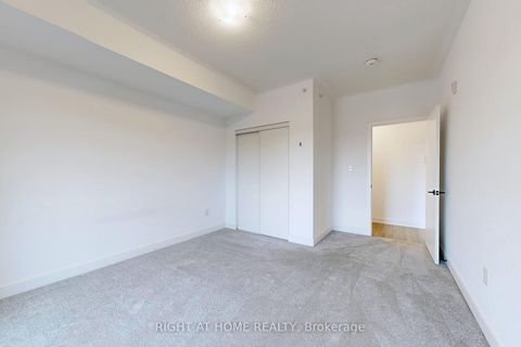 Photo 14 at #208 - 4 Spice Way, Rural Barrie Southeast, Barrie