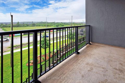 Photo 21 at #208 - 4 Spice Way, Rural Barrie Southeast, Barrie