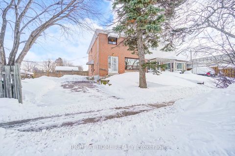 Photo 44 at 4 Pender Crescent, Sullivan, Toronto