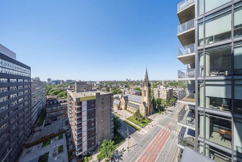 Photo 13 at 1307 - 95 Bathurst Street, Waterfront Communities C1, Toronto