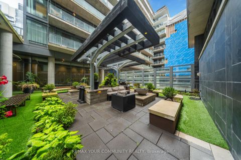 Photo 16 at 1307 - 95 Bathurst Street, Waterfront Communities C1, Toronto