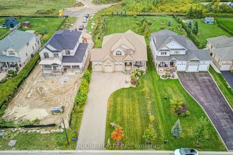 Photo 9 at 295 Sunnybrae Avenue, Stroud, Innisfil