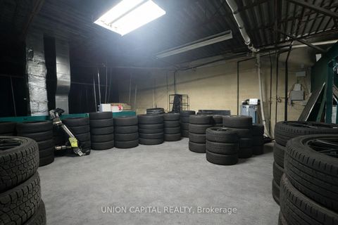 Photo 10 at 3 - 4490 Sheppard Avenue E, Malvern West, Toronto