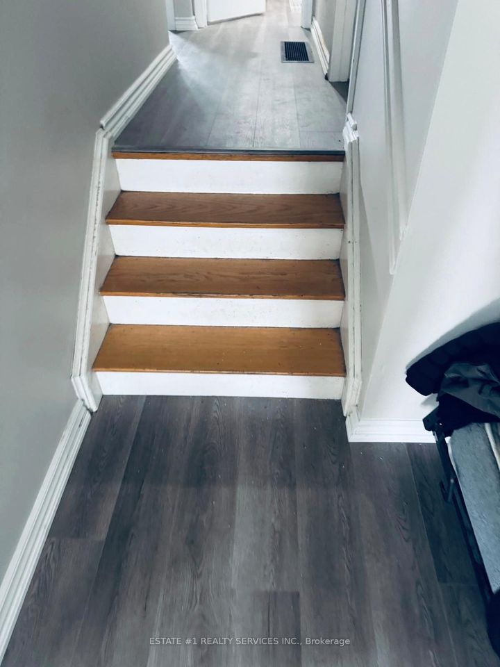 Photo 2 at 116 Addington Crescent, Avondale, Brampton