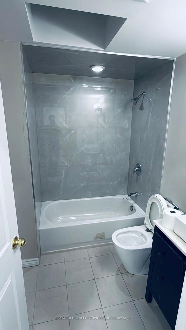 Photo 8 at 116 Addington Crescent, Avondale, Brampton