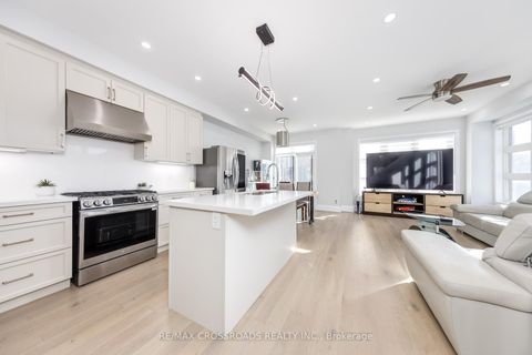 Photo 7 at 15 PERCY RYE Avenue, Angus Glen, Markham