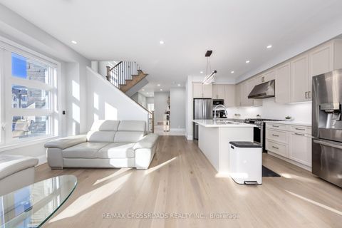 Photo 11 at 15 PERCY RYE Avenue, Angus Glen, Markham