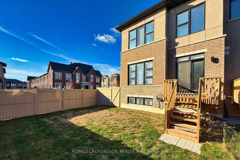 Photo 38 at 15 PERCY RYE Avenue, Angus Glen, Markham