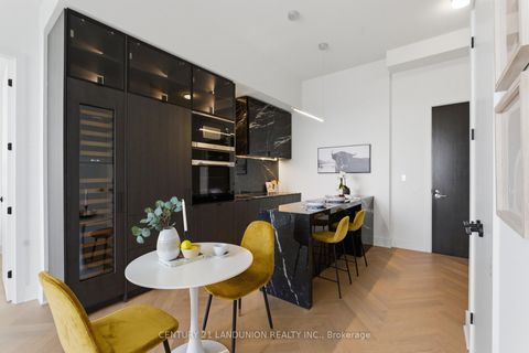 Photo 3 at PH1 - 11 Yorkville Avenue, Annex, Toronto