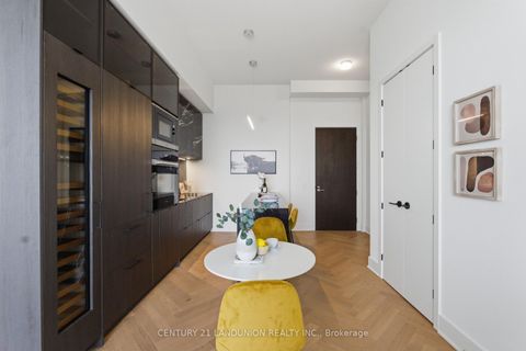 Photo 5 at PH1 - 11 Yorkville Avenue, Annex, Toronto