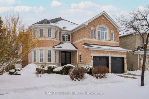Photo 1 at 39 Bayfield Drive, Rouge Woods, Richmond Hill