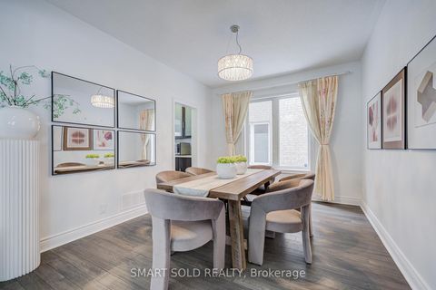 Photo 12 at 39 Bayfield Drive, Rouge Woods, Richmond Hill