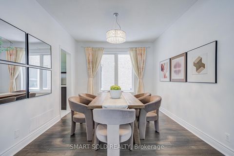 Photo 13 at 39 Bayfield Drive, Rouge Woods, Richmond Hill