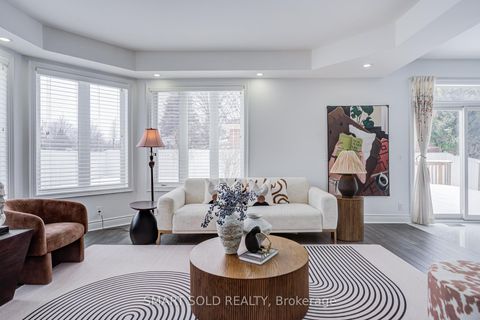 Photo 23 at 39 Bayfield Drive, Rouge Woods, Richmond Hill