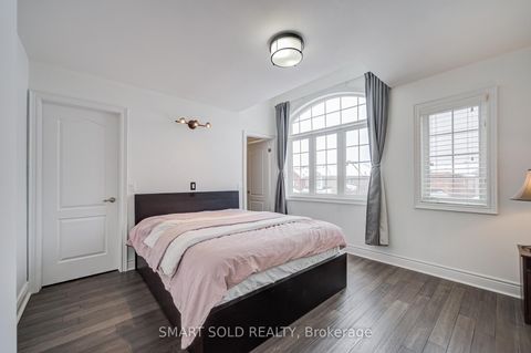 Photo 29 at 39 Bayfield Drive, Rouge Woods, Richmond Hill