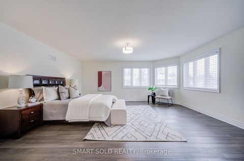 Photo 36 at 39 Bayfield Drive, Rouge Woods, Richmond Hill