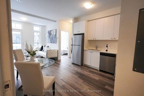 Photo 1 at 17 - 8 Sayers Lane, Oak Ridges, Richmond Hill